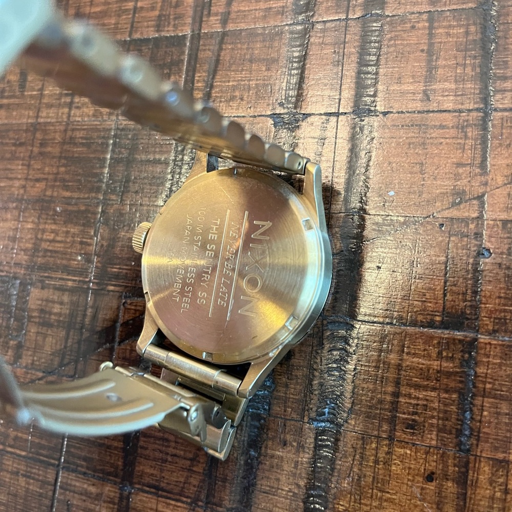 Nixon Sentry Watch - Picture 4 of 5